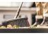 Fiskars Solid univerzális kültéri seprű (M)