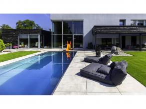 Inox rozsdamentes acél medence 8,00 x 3,00 x 1,5 méter