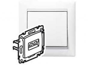 Legrand 774239 Valena fehér 2xRJ45 LCS2 Cat5e UTP aljzat