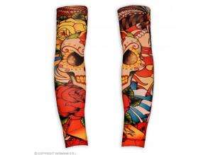 Tetovált kar - koponya rózsákkal