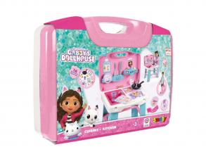 Smoby Gabby's Dollhouse játék konyha bőröndben, 16 darabos.