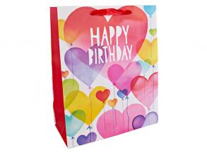 Happy Birthday feliratos szívecskelufi mintás ajándékzacskó - 18 x 23 cm