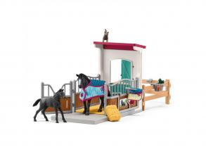 Schleich Lovasklub Ló box kancával és csikóval 42611