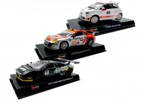 Bburago fém versenyautó 1:43 - többféle