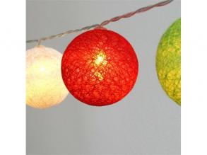 Gömb alakú 6cm/színes fonott/3m/piros-fehér-zöld/20db LED-es/USB-s fénydekoráció