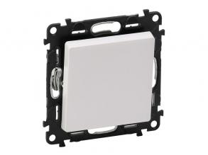 Legrand 752101 Valena Life fehér egypólusú kapcsoló 10 AX