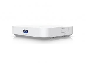 Ubiquiti UniFi UCG-Max 4x2.5 GbE LAN 1x2.5 Multi-Gigabit WAN port Security Cloud Gateway router