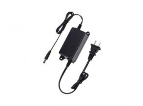 Dahua PFM320D-EN 12VDC/2A tápegység