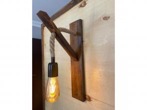 Kézzel készített tömör fenyő fali lámpa, dió színű, 23 x 9 x 45 cm | A+ minőség, 1 x E27 Max 40W aljzat, IP20