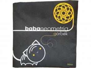Móra: Babageometria  Görbék látást fejlesztő textilkönyv
