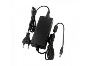 LED tápegység , 12 Volt , 60 Watt , 5A , dugvillás , V-TAC