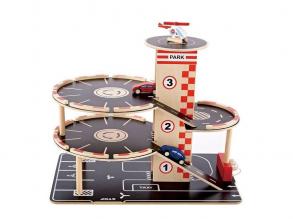 Fa három emeletes parkolóház