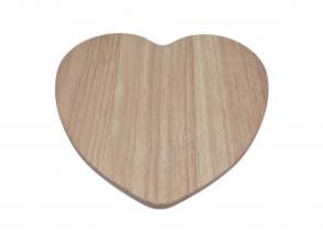 Szív alakú fa kenyérdeszka
